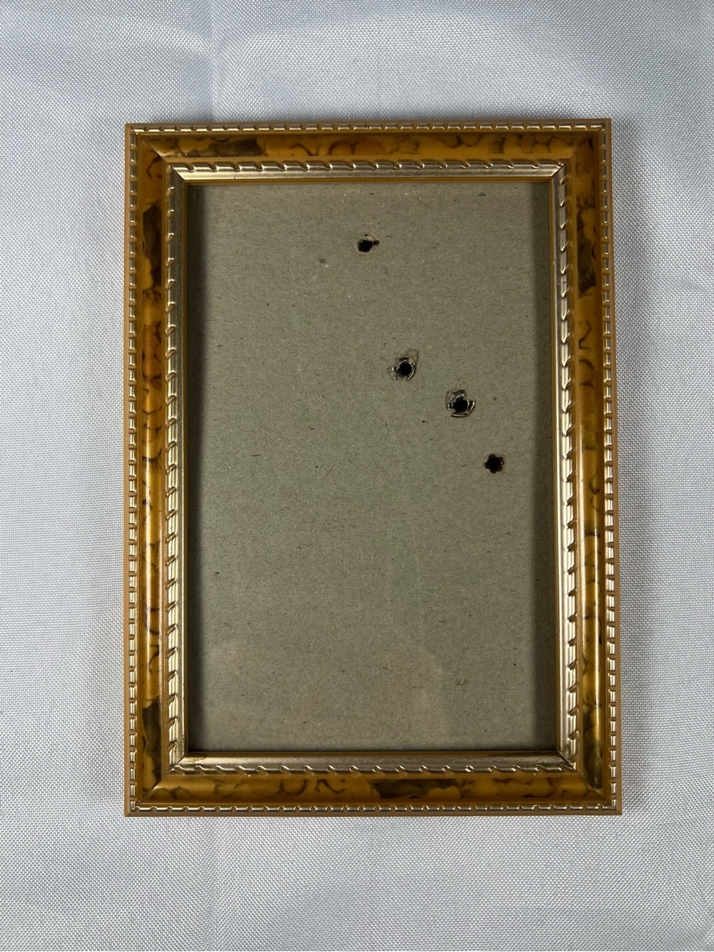 Vintage 4x6 Faux Tortoiseshell Picture Frame, Gold Gilt Scalloped Beaded Trim